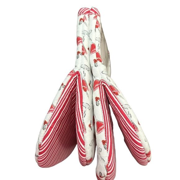 Merry Everything Oven Mitts Set of 2 Holiday Cocktails - Picture 3 of 7